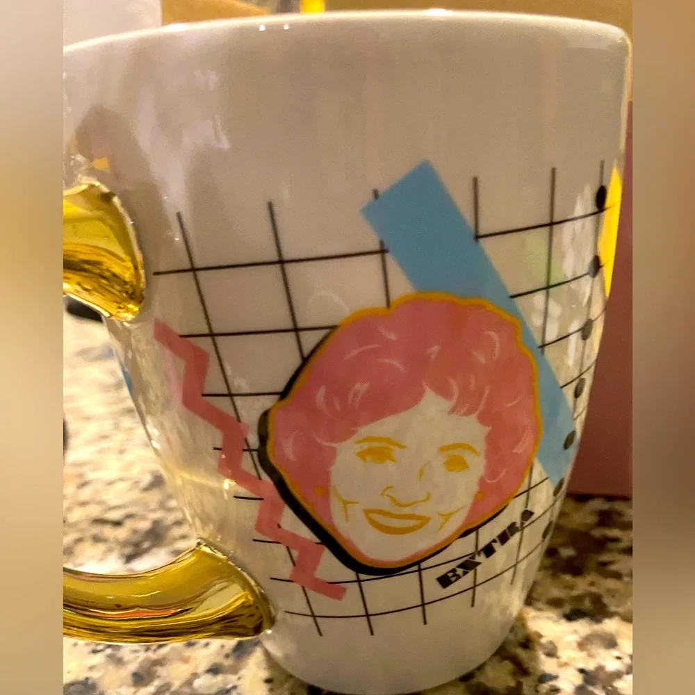The Golden Girls Mug in Box Ceramic - Picture 5 of 11